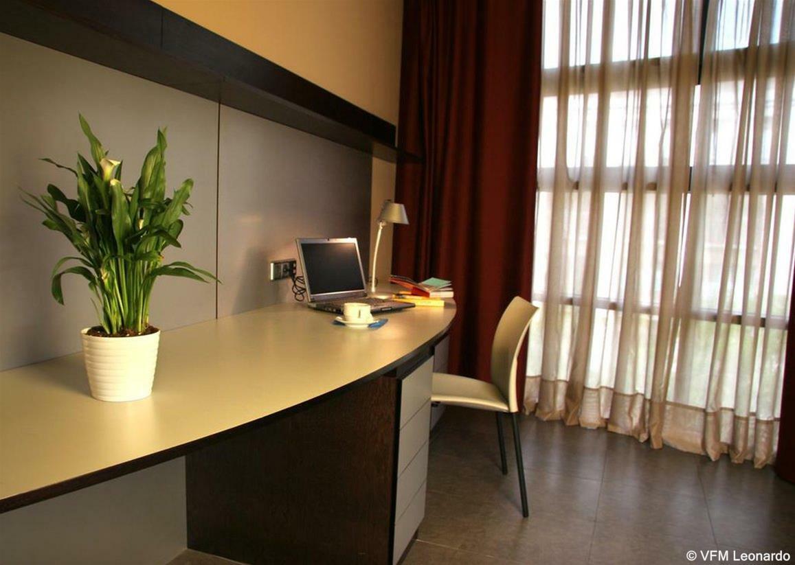 Aparthotel Allada 3* Barcelona Exterior foto